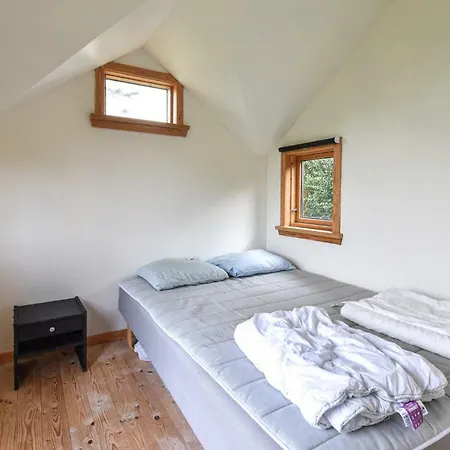 Amazing In W/ 3 Bedrooms *