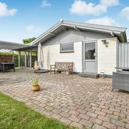 Amazing In W/ 3 Bedrooms